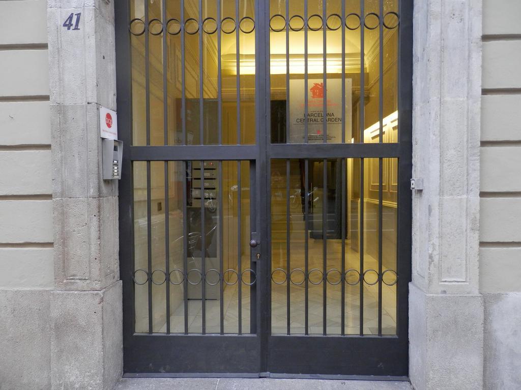 Barcelona Central Garden Hostal Экстерьер фото